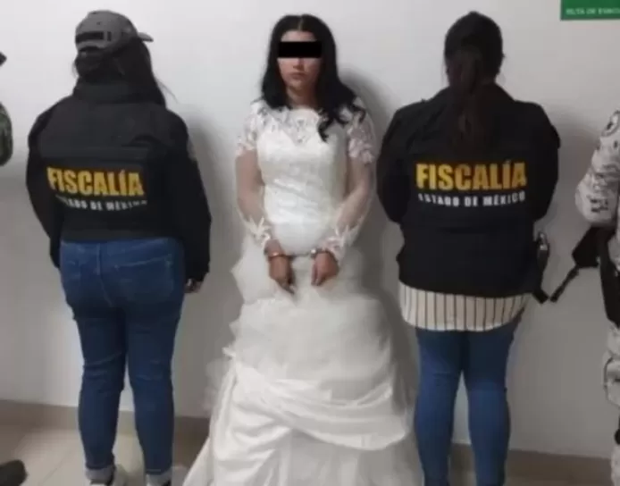 Une femme arrêtée juste avant son mariage au Mexique, son compagnon échappe in extremis à la police